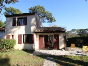 Maison familiale à 750m de la plage, jardin et parking privé - FR-1-364-84